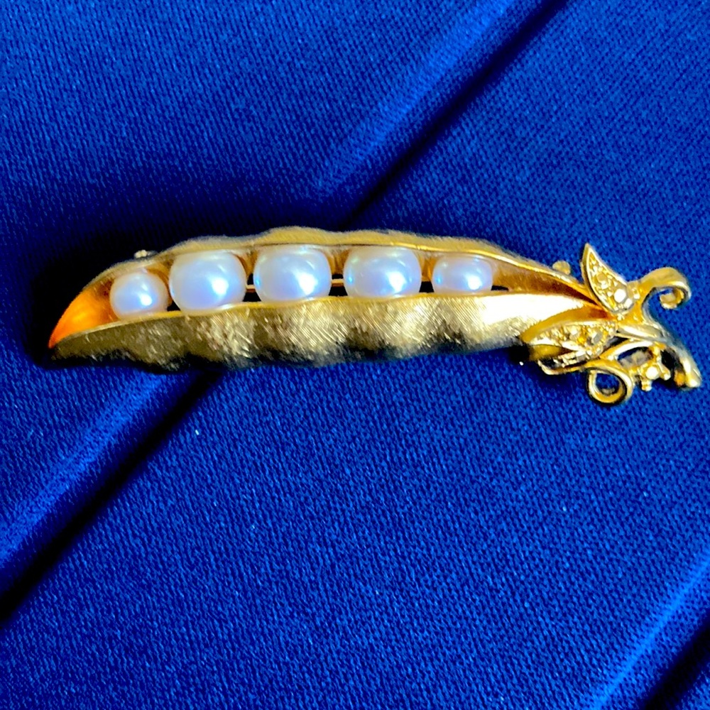 Pearls in a Pod